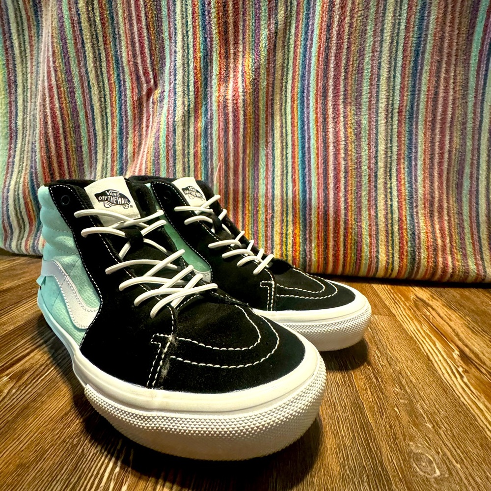 Van Sk8-Hi Comfy Cush padded mint green shoes size 8